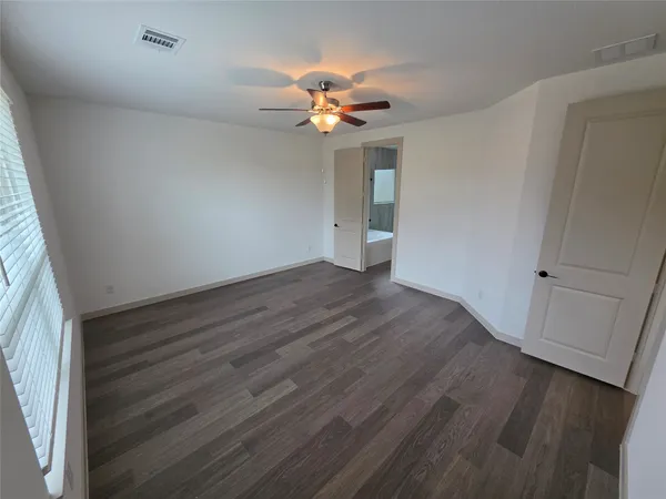 $3,200 | 3333 Woodrose Orchard Drive, Pearland, TX 77581