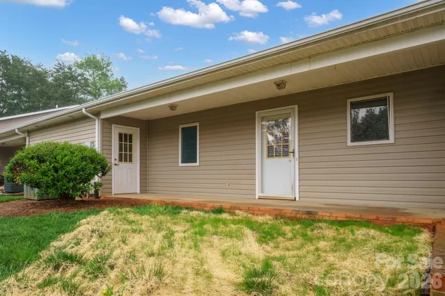 $215,000 | 505 2nd St Place Northeast, Unit B2, Conover, NC 28613