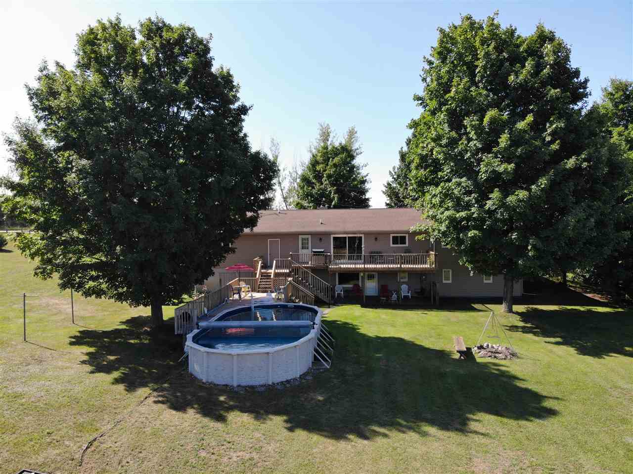 10215 East Fort Road Suttons Bay, MI 49682 - Photo 18 of 60 1851099-17.JPG