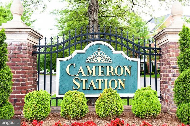 $440,000 | 400 Cameron Station Boulevard, Unit 216, Alexandria, VA 22304