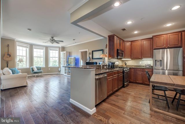 $440,000 | 400 Cameron Station Boulevard, Unit 216, Alexandria, VA 22304