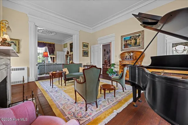 $3,799,900 | 121 West King Street, Edenton, NC 27932