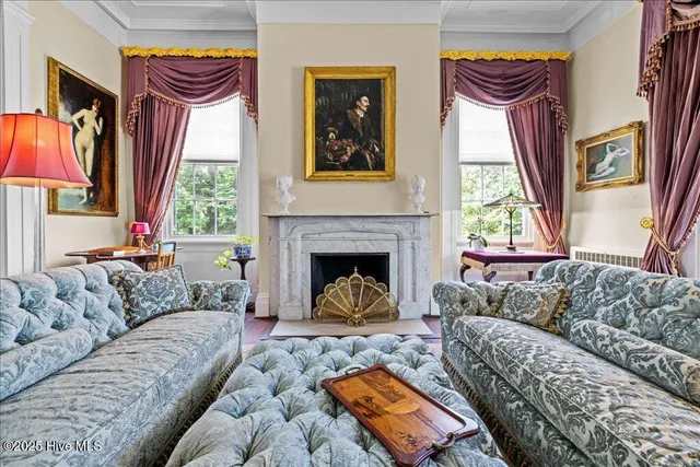 $3,799,900 | 121 West King Street, Edenton, NC 27932