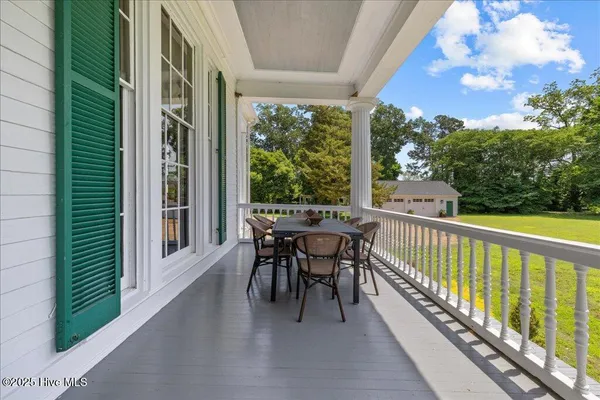 $3,495,000 | 121 West King Street, Edenton, NC 27932