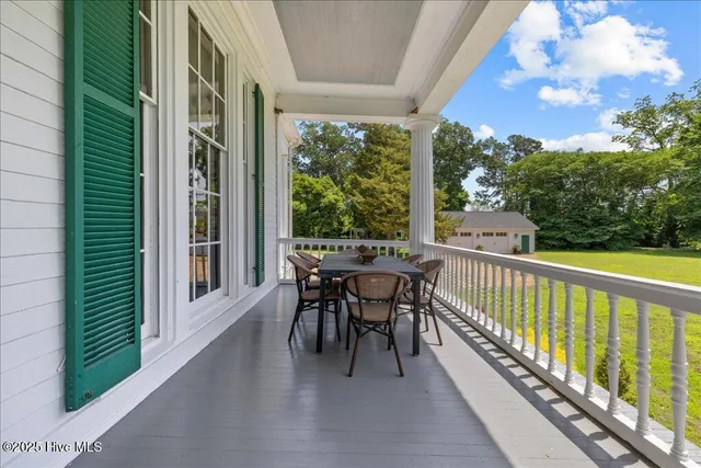 $3,799,900 | 121 West King Street, Edenton, NC 27932