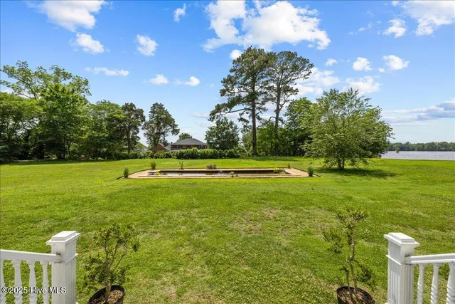$3,799,900 | 121 West King Street, Edenton, NC 27932