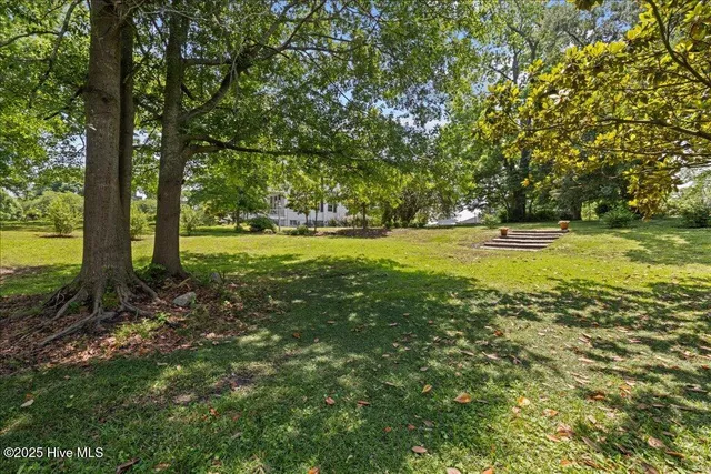 $3,799,900 | 121 West King Street, Edenton, NC 27932