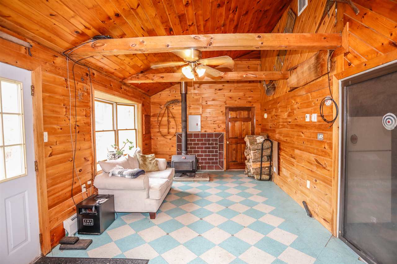260 East Dunbarton Road Goffstown, NH 03045 - Photo 7 of 32