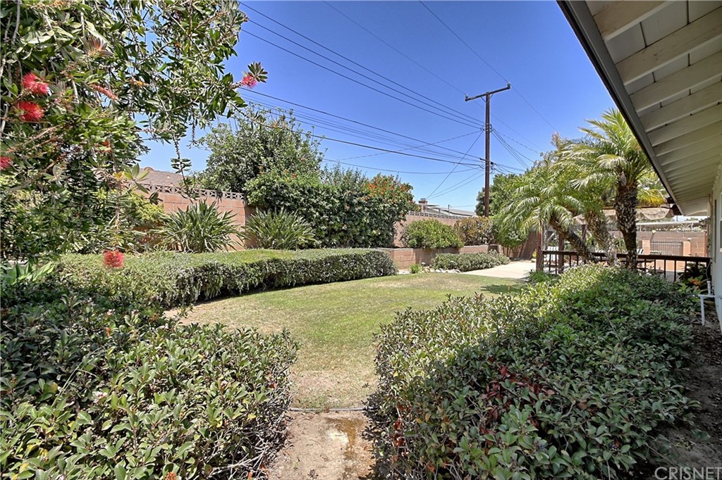 1659 Edgemont Drive Camarillo, CA 93010 - Photo 28 of 28 a view of a yard with plants and a fountain