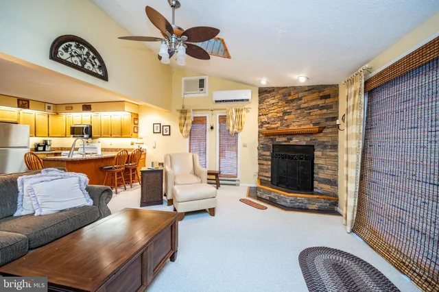 $269,900 | 14 Laurel Brook Drive, Unit 14, Oakland, MD 21550