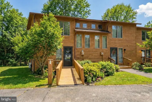 $269,900 | 14 Laurel Brook Drive, Unit 14, Oakland, MD 21550