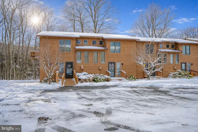 $269,900 | 14 Laurel Brook Drive, Unit 14, Oakland, MD 21550