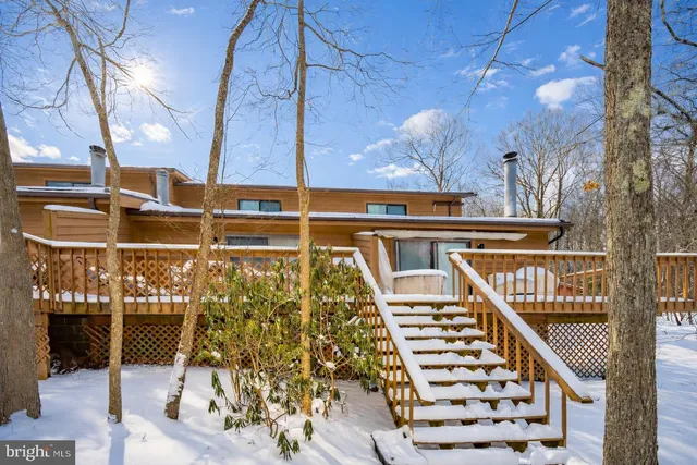 $269,900 | 14 Laurel Brook Drive, Unit 14, Oakland, MD 21550