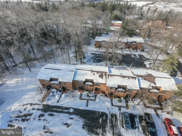 $269,900 | 14 Laurel Brook Drive, Unit 14, Oakland, MD 21550