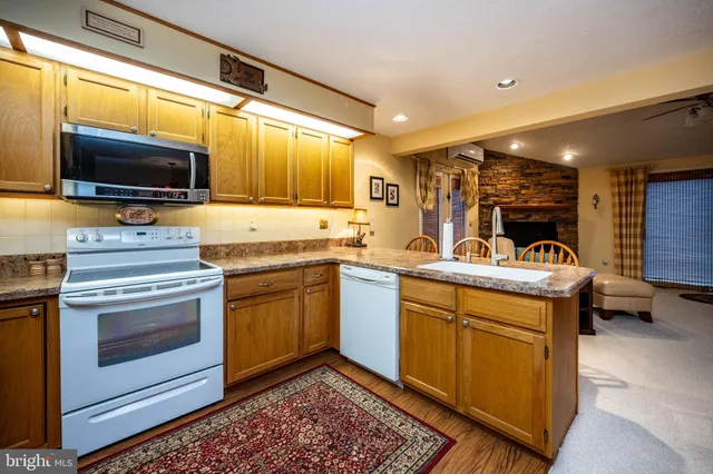 $269,900 | 14 Laurel Brook Drive, Unit 14, Oakland, MD 21550