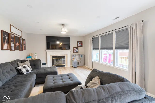 $300,000 | 714 Tanninger Drive, Indianapolis, IN 46239