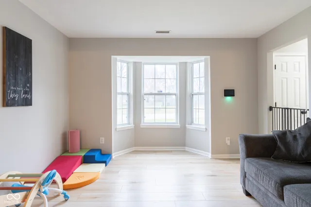 $300,000 | 714 Tanninger Drive, Indianapolis, IN 46239