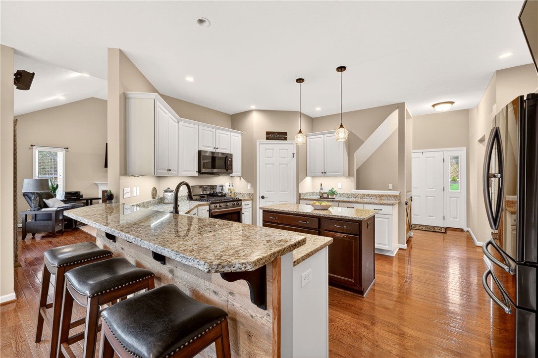 7340 Dryer Road Victor, NY 14564 - Photo 8 of 46