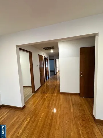 $3,100 | 124 Johnson Avenue, Unit 2, Wallington, NJ 07057