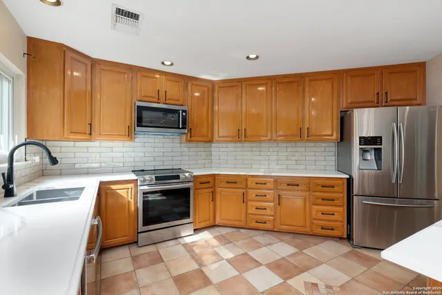 $410,000 | 14128 Emerald Hill Drive, San Antonio, TX 78231