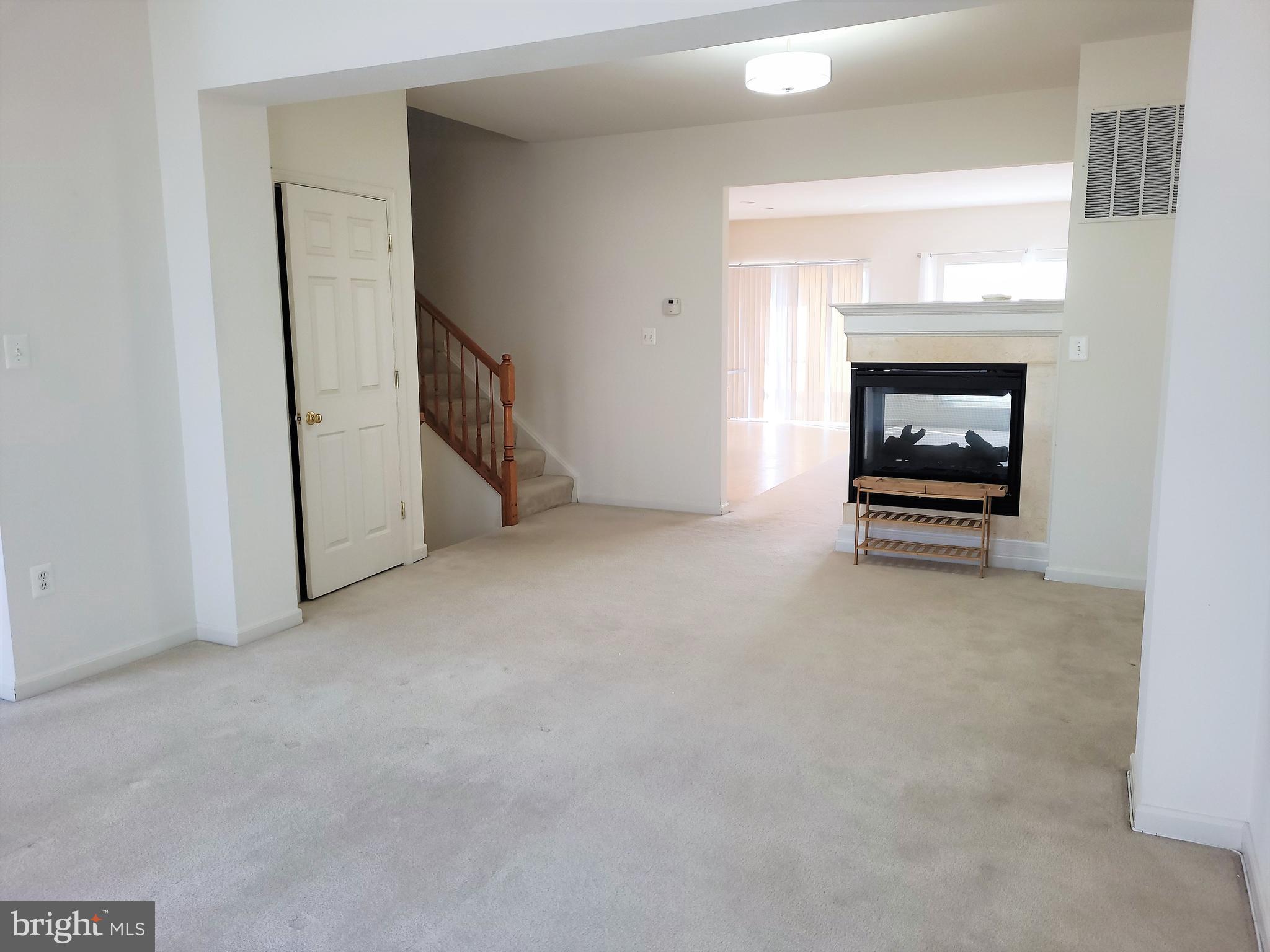 20239 Seneca Square Ashburn, VA 20147 - Photo 3 of 15 Living Room