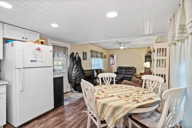 $120,000 | 28 Barksdale Avenue, Londonderry, NH 03053