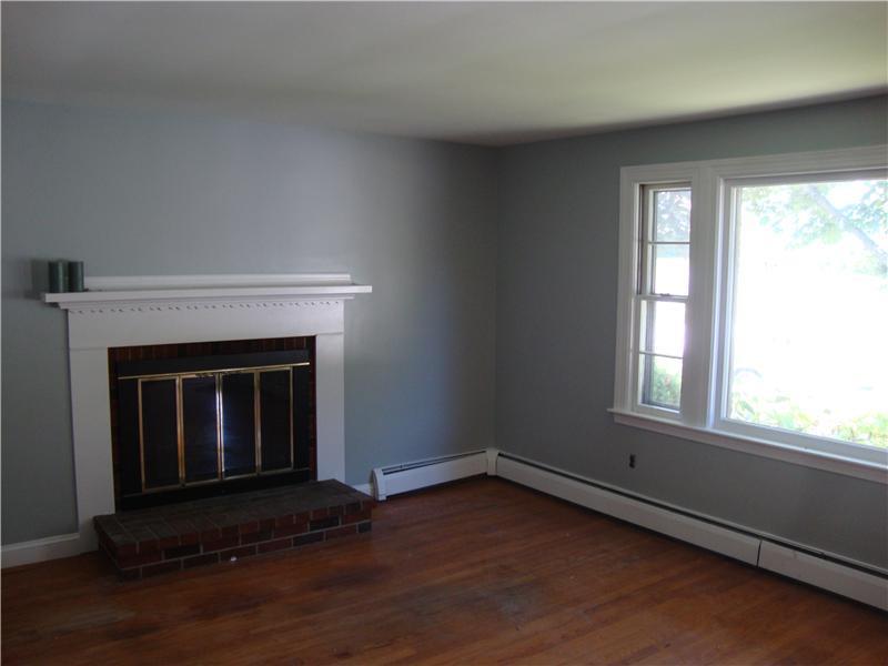 93 Curtis Road Portland, ME 04103 - Photo 8 of 14 Living Room.