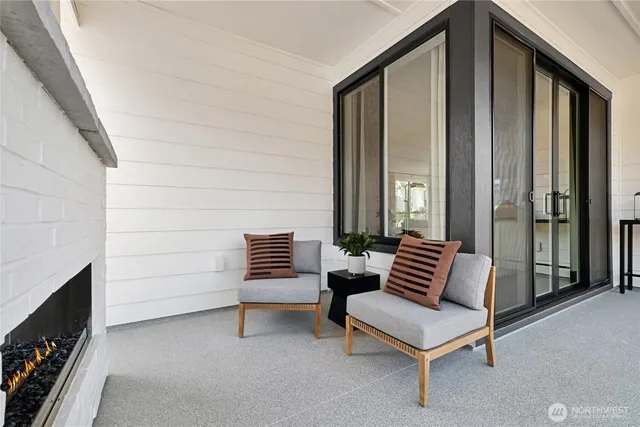 $2,504,900 | 13717 Southeast 85th Street, Newcastle, WA 98059