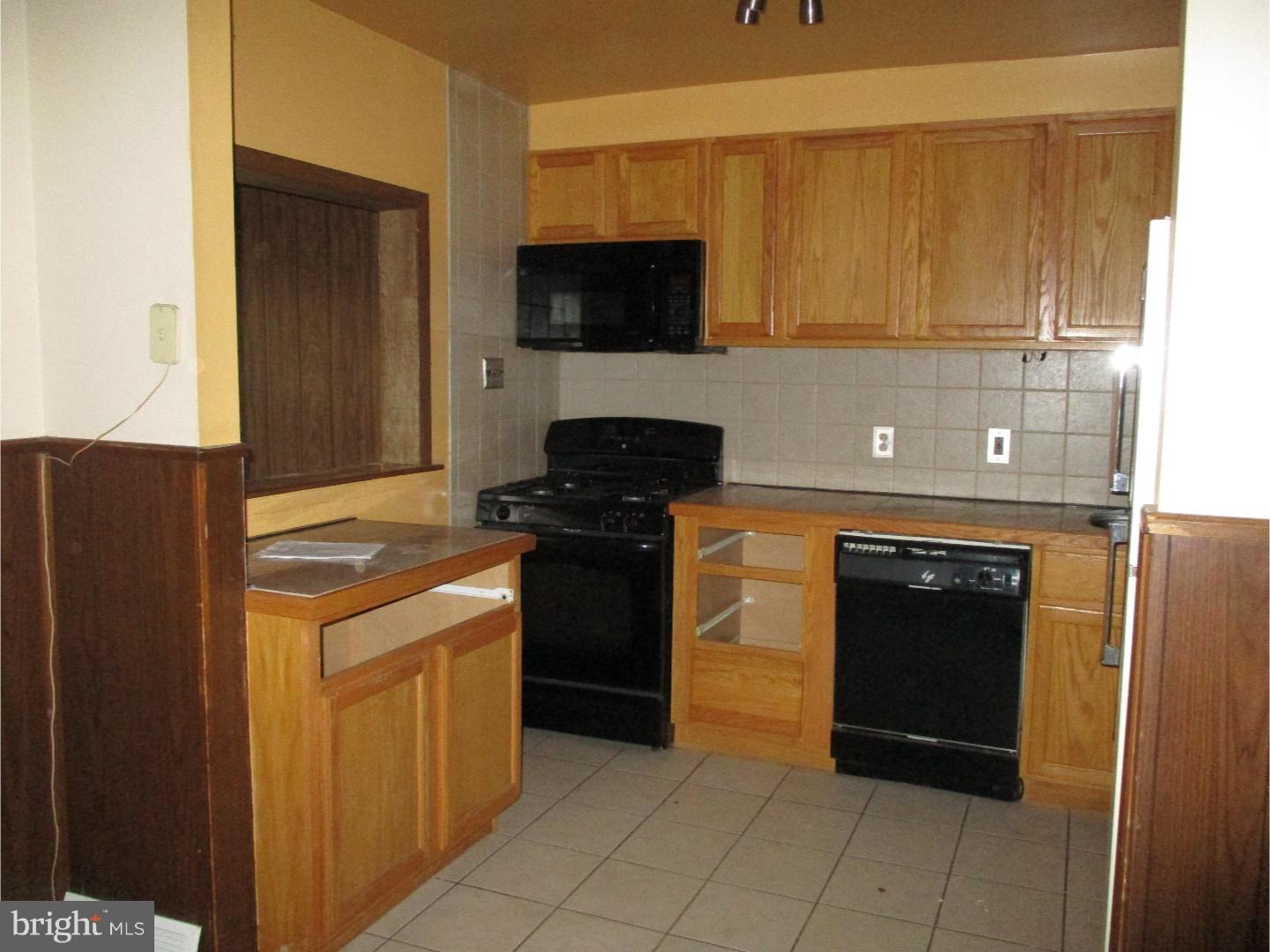 12120 Rambler Road Philadelphia, PA 19154 - Photo 4 of 13