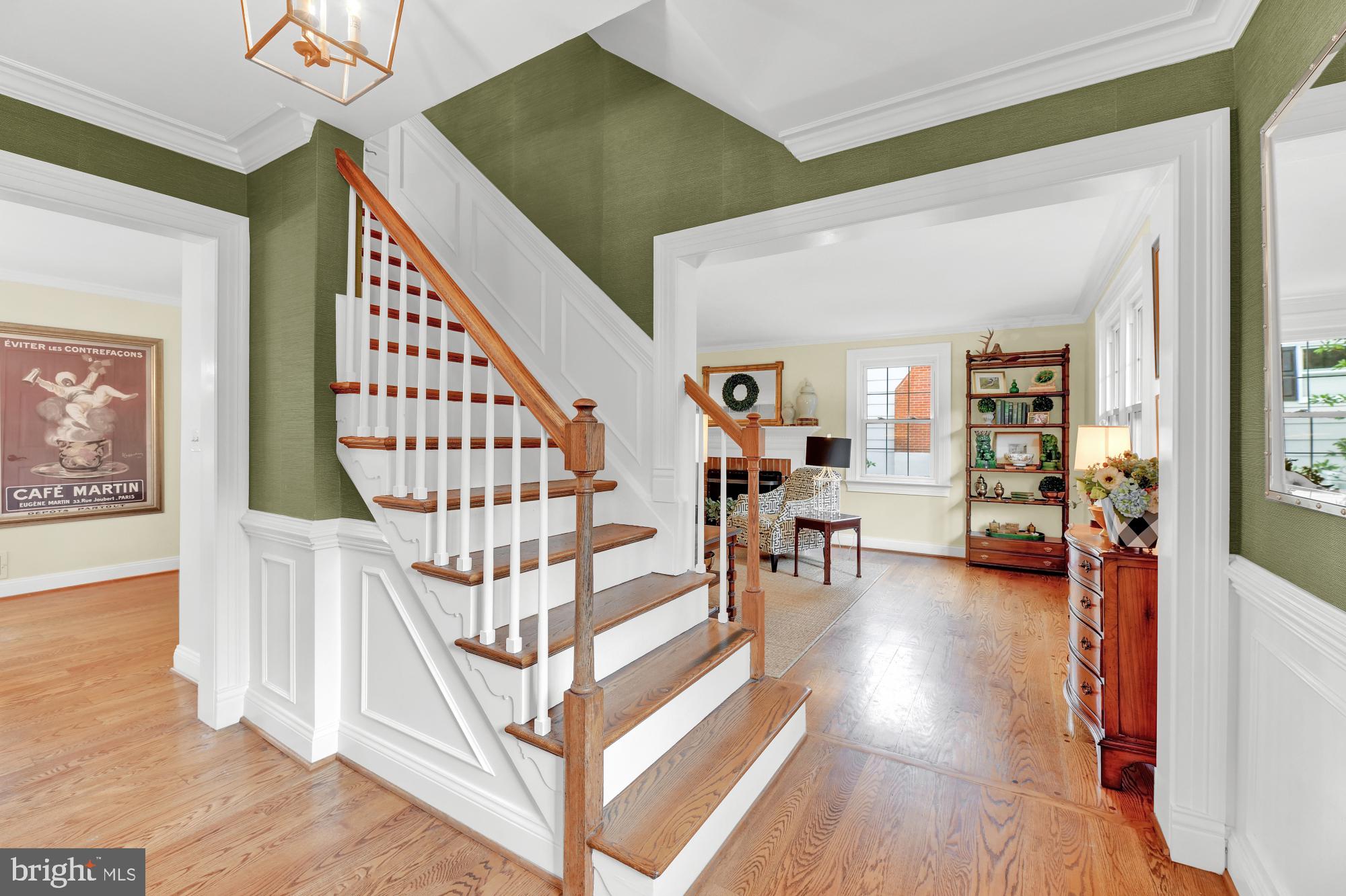 8105 Halton Road Towson, MD 21204 - Photo 3 of 34