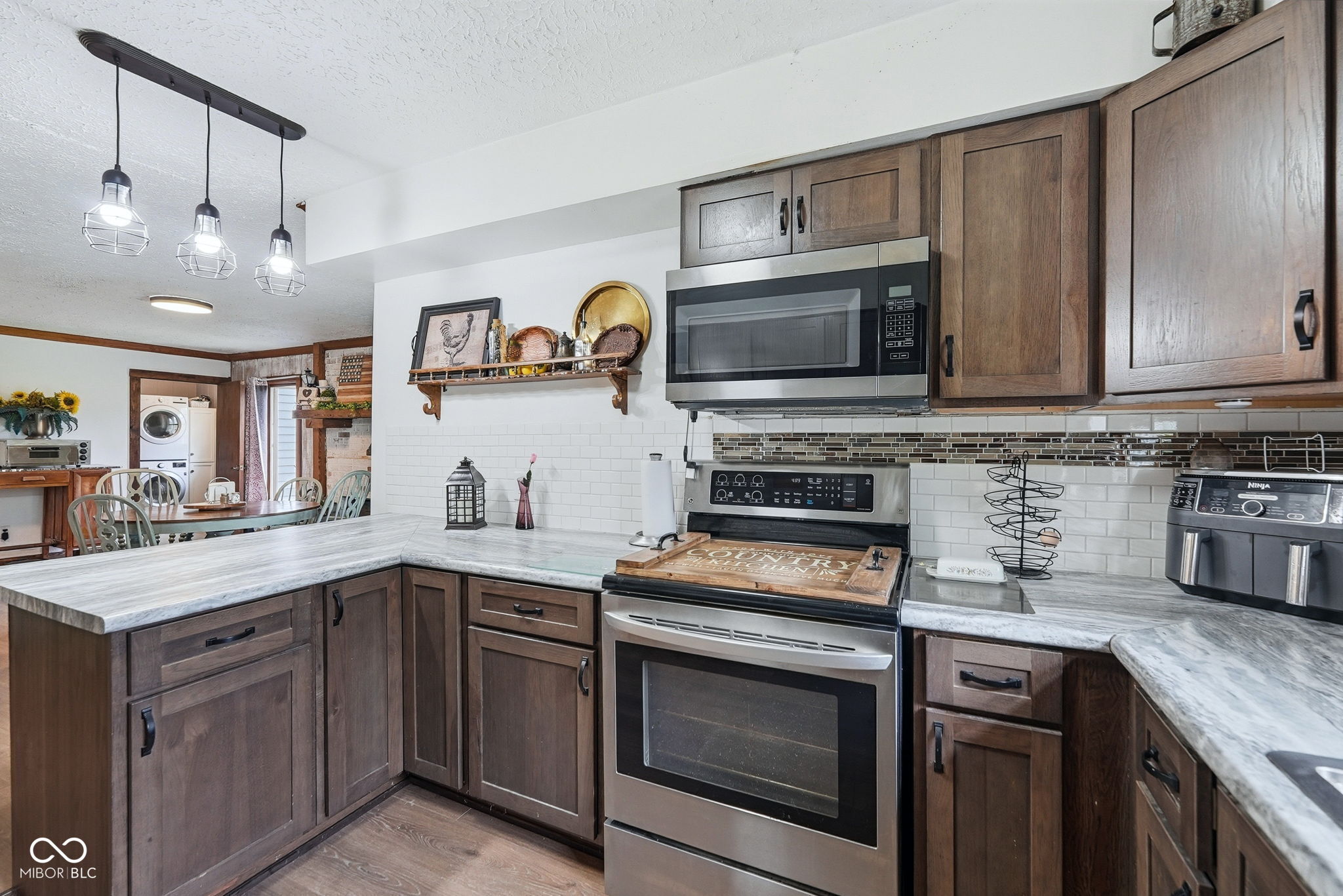 8330 South 750 West Pendleton, IN 46064 - Photo 17 of 47