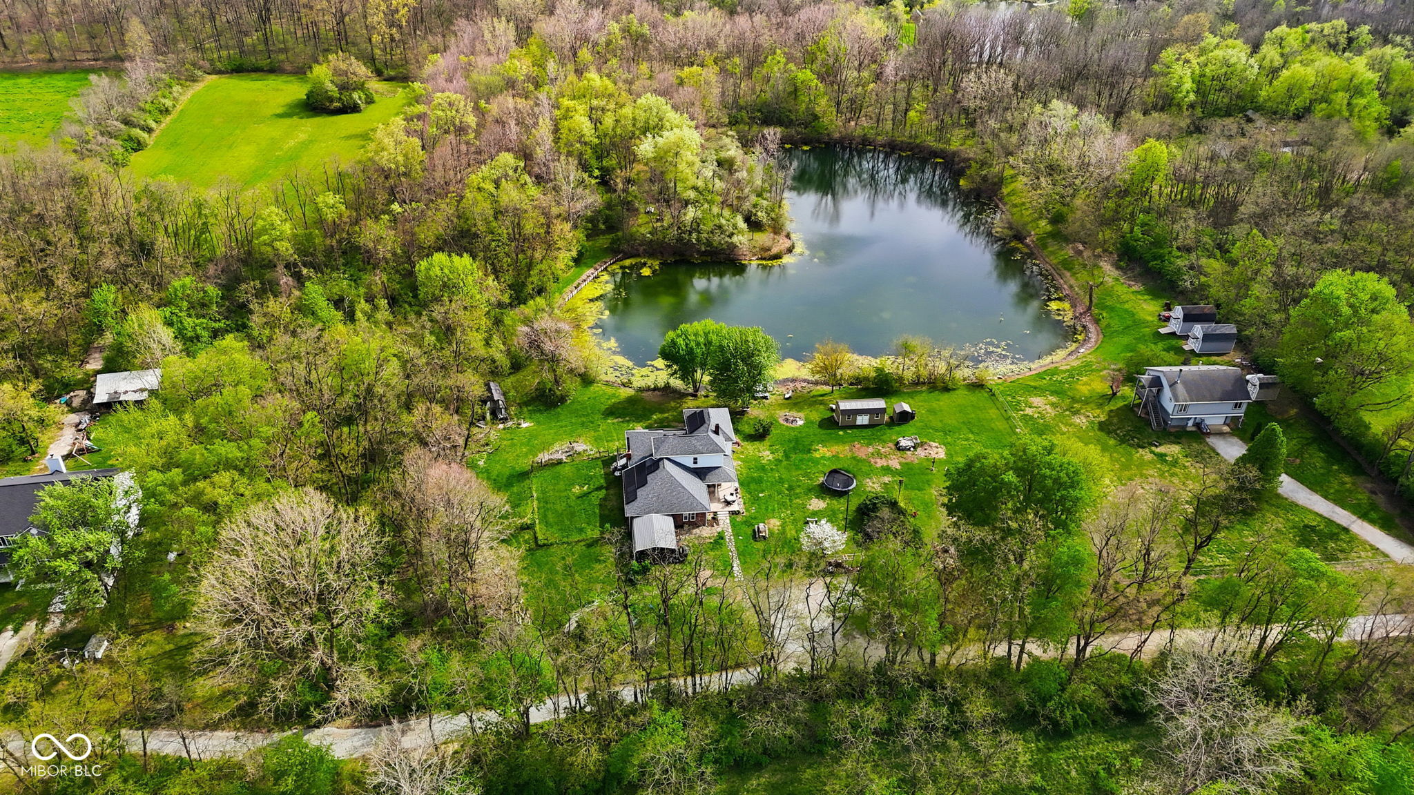 8330 South 750 West Pendleton, IN 46064 - Photo 4 of 47