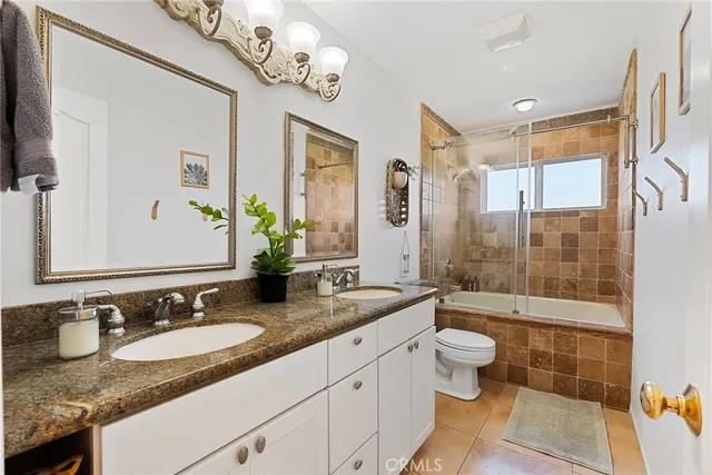 an aerial view of lake residential house with swimming pool and outdoor space