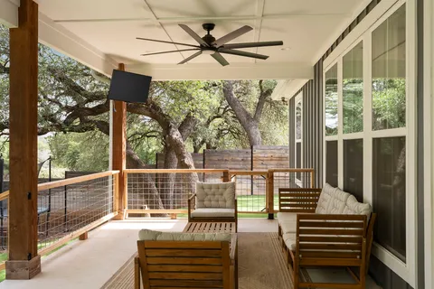 $625,000 | 22212 Briarcliff Drive, Spicewood, TX 78669