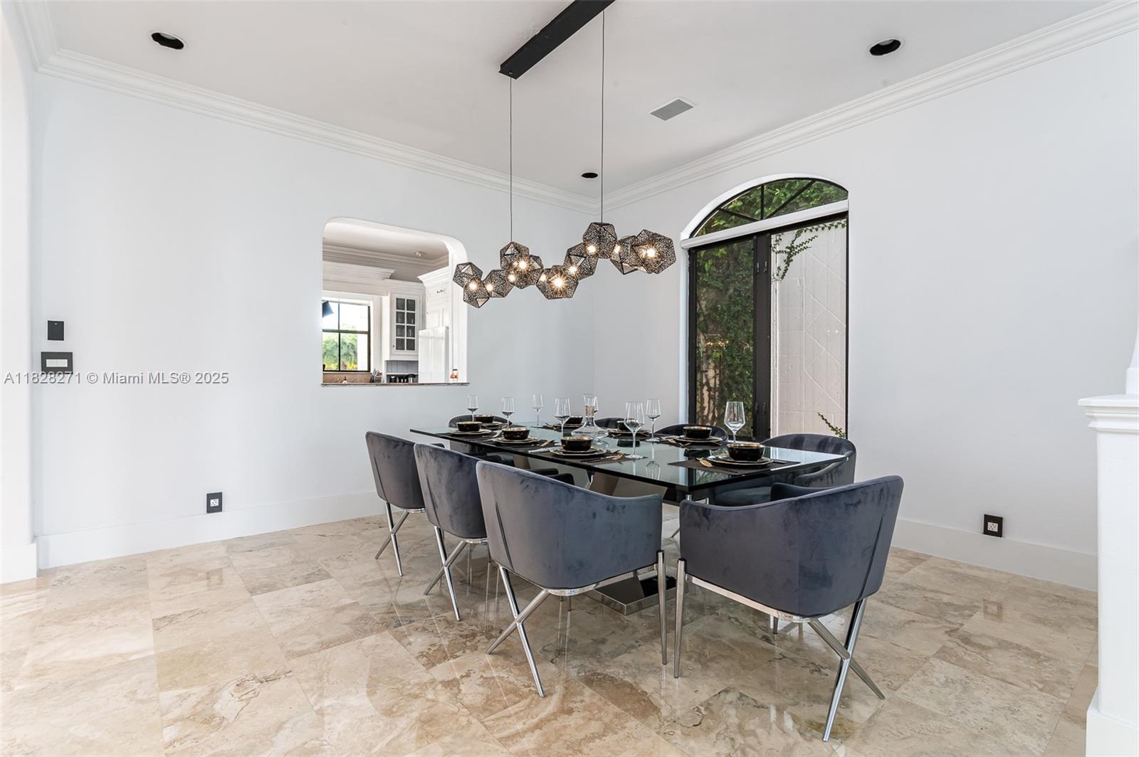 Las Olas Isles Fort Lauderdale, FL 33301 - Photo 9 of 29 a view of a dining room with furniture