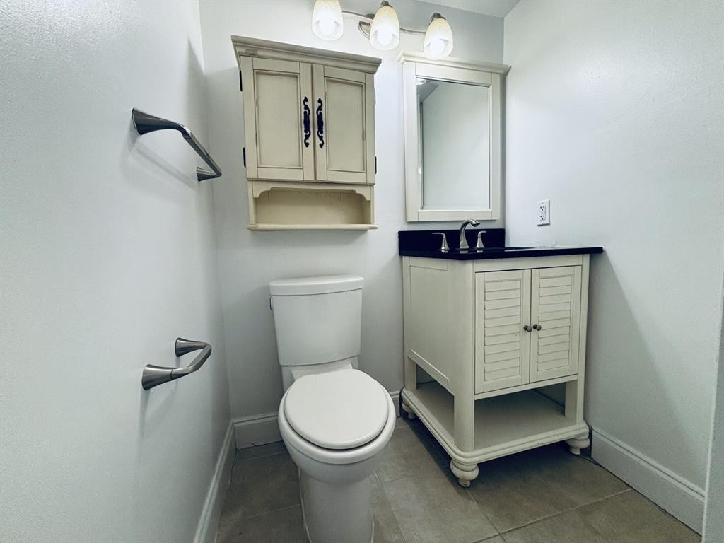 4222 Inverrary Boulevard, Unit 4617 Lauderhill, FL 33319 - Photo 5 of 17 Photo 5