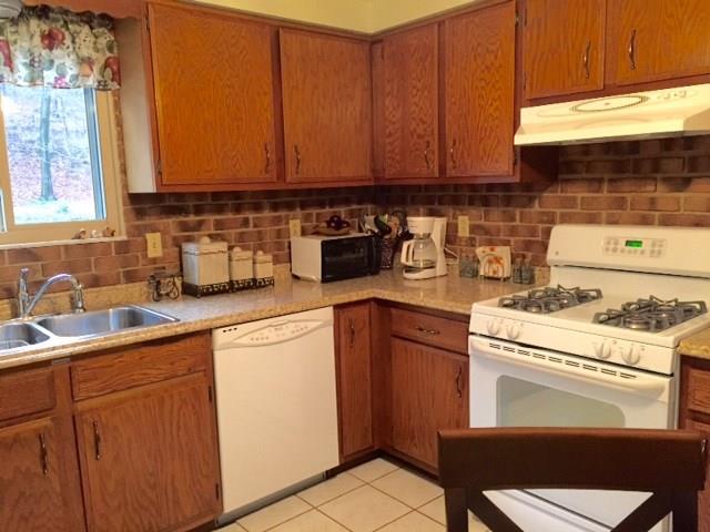8920 Highland Road Pittsburgh, PA 15237 - Photo 12 of 24 Kitchen