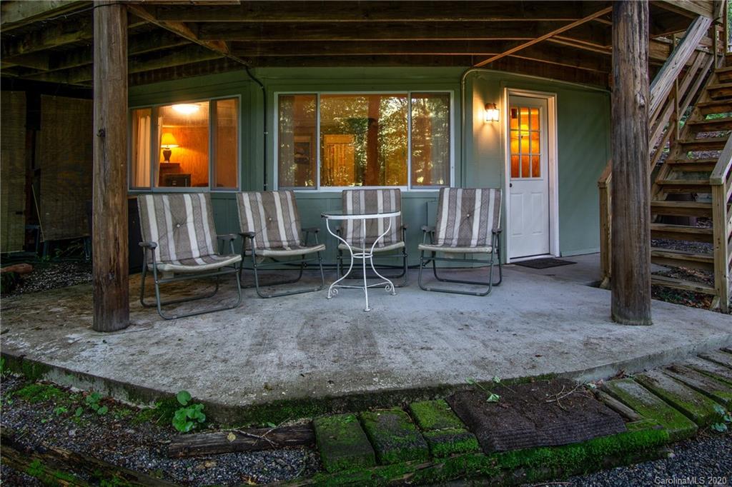 1006 Cardinal Road Brevard, NC 28712 - Photo 3 of 13 Gallery Image 3