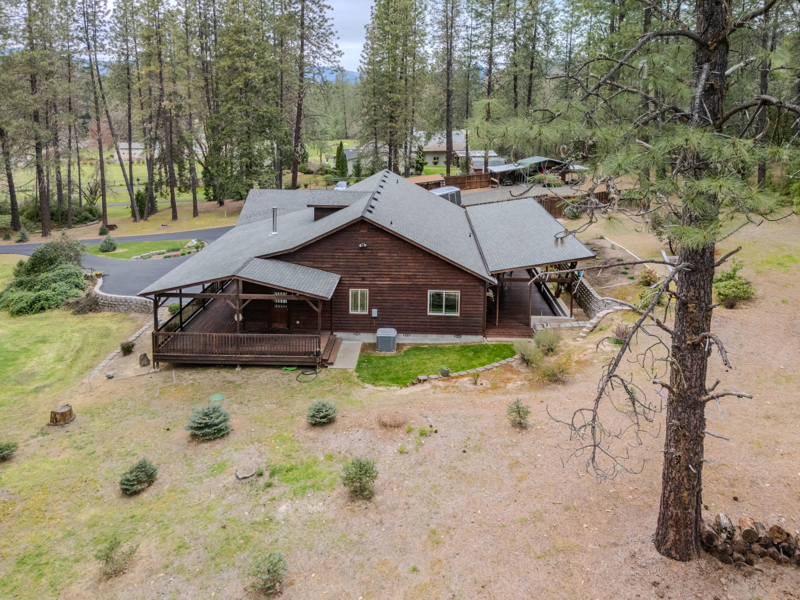 4728 East Evans Creek Road Rogue River, OR 97537 - Photo 37 of 40 01-46