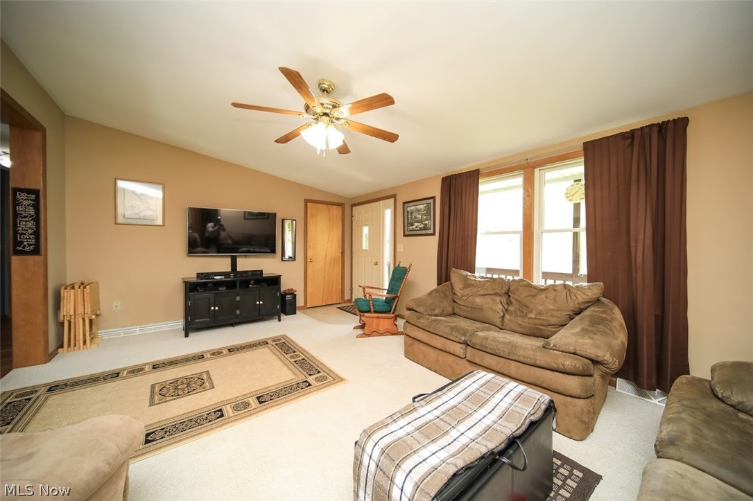 1951 Barnum Road Geneva, OH 44041 - Photo 15 of 35 Gallery Image 15