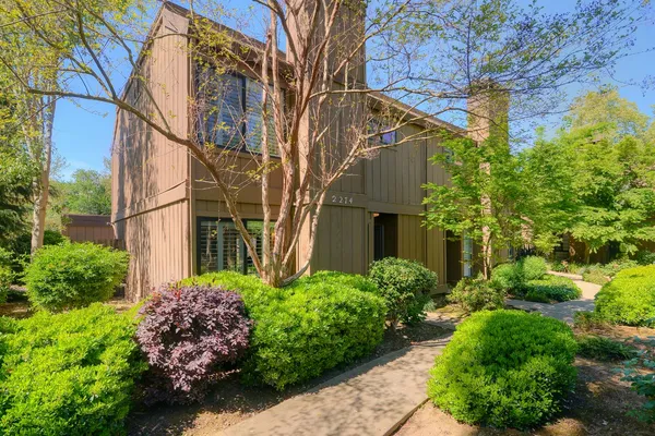 $365,000 | 2274 Sierra Boulevard, Unit H, Sacramento, CA 95825