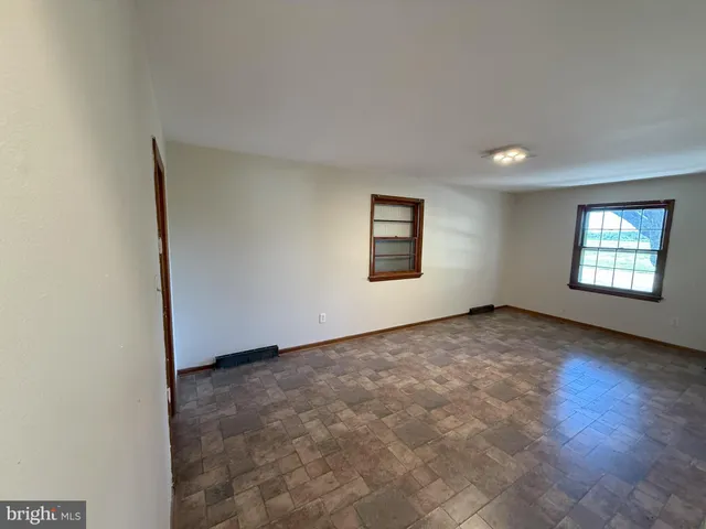 $279,000 | 17 South Tilbury Road, Salem, NJ 08079