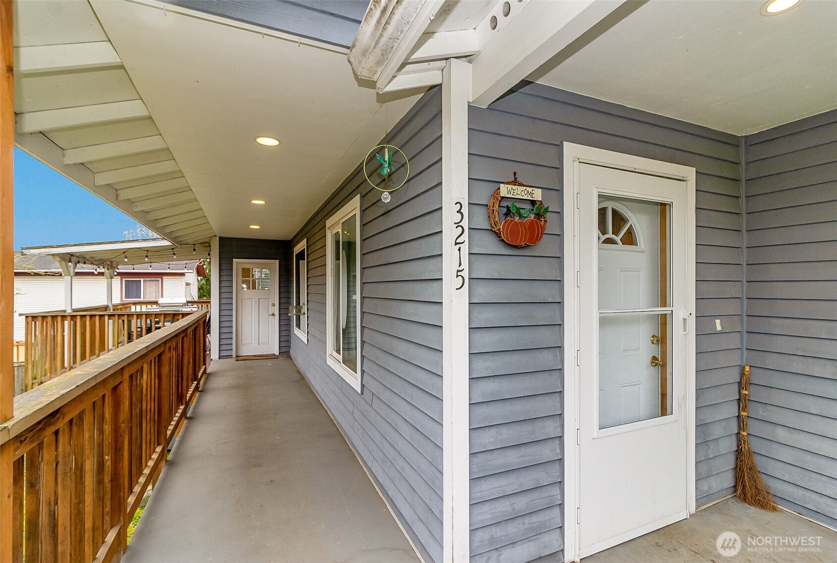 3215 19th Street Everett, WA 98201 - Photo 5 of 39