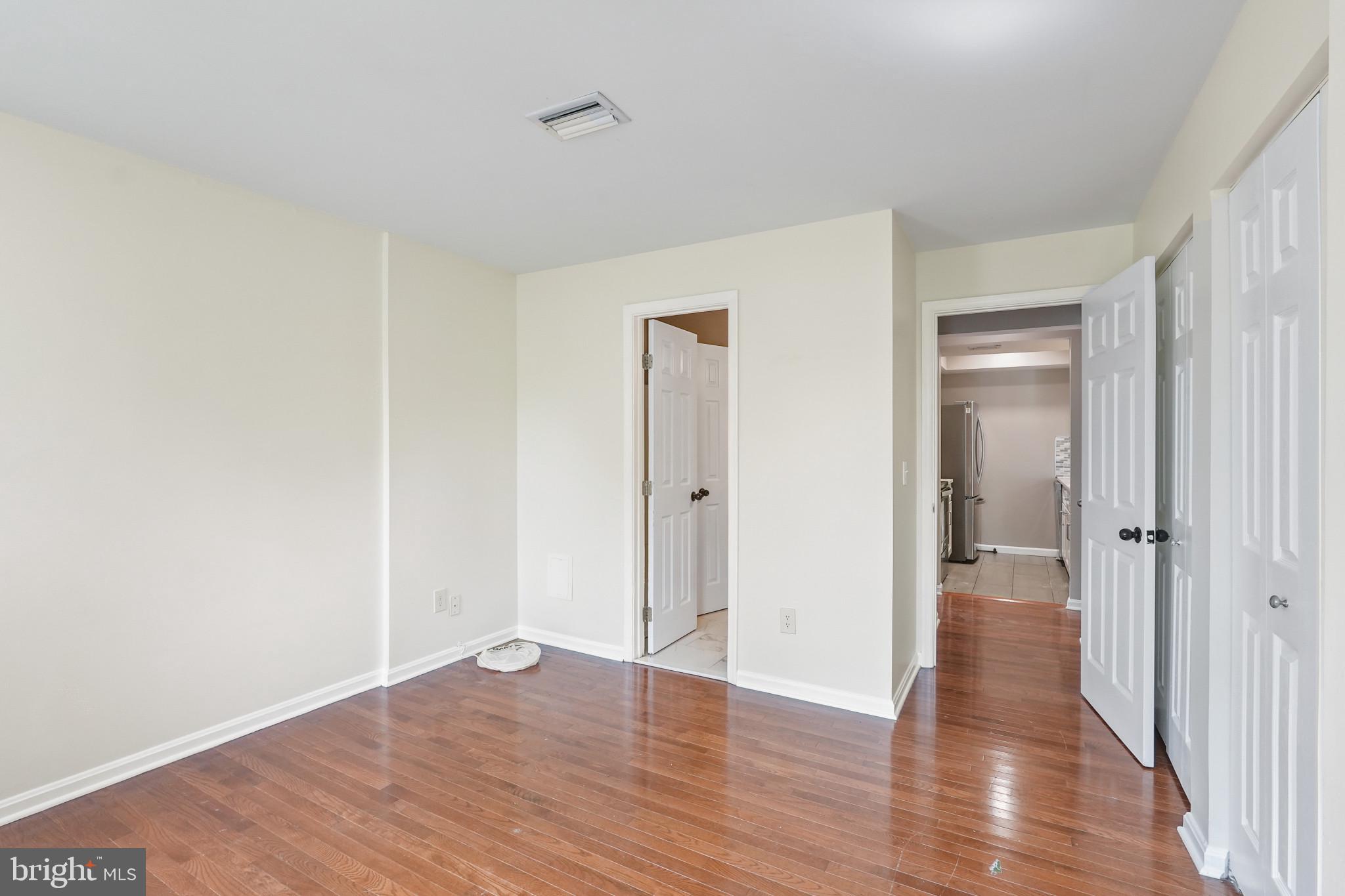14807 Rydell Road, Unit 203 Centreville, VA 20121 - Photo 14 of 30 Bedroom