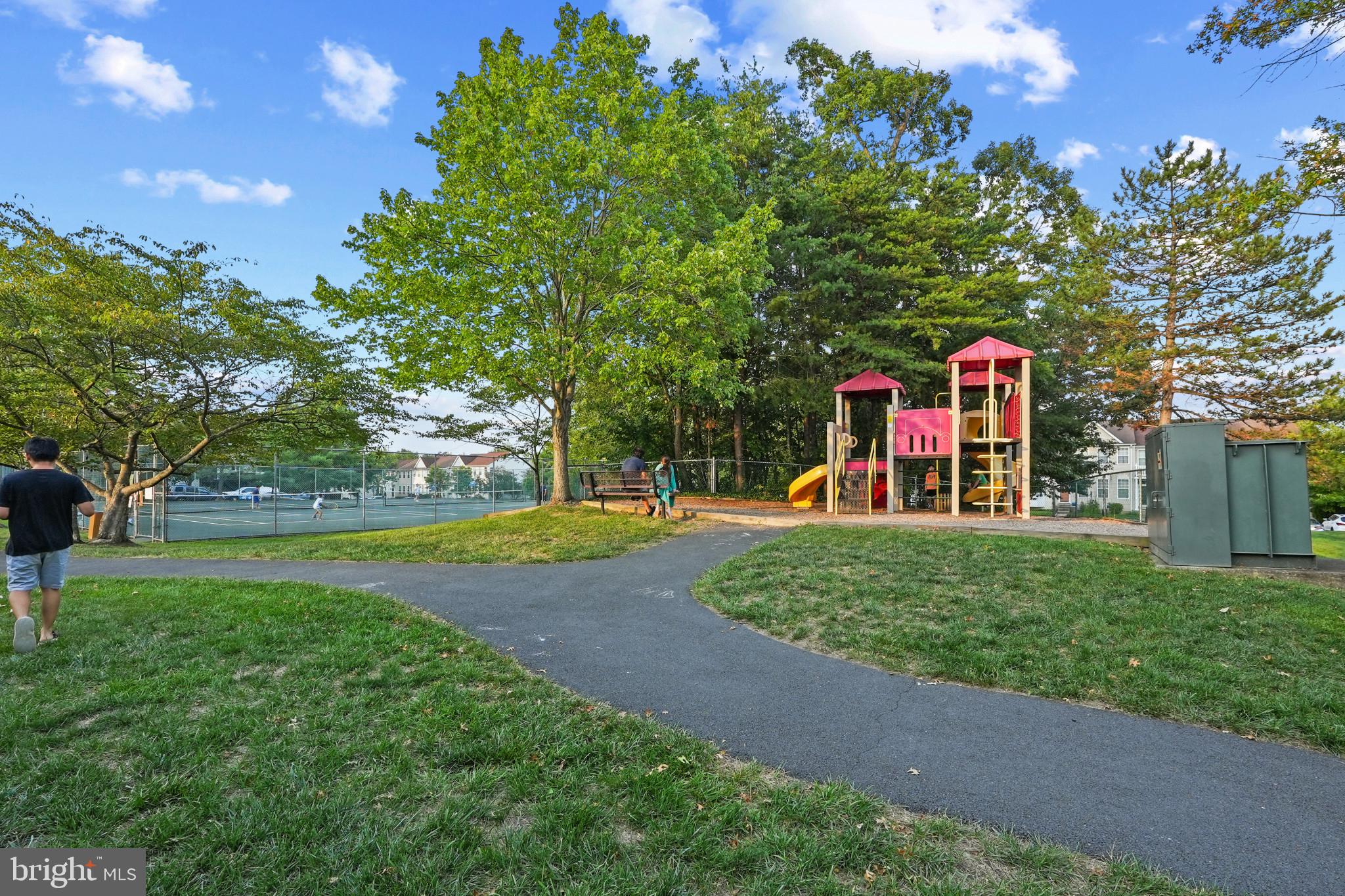 14807 Rydell Road, Unit 203 Centreville, VA 20121 - Photo 26 of 30 Walking trail/playground