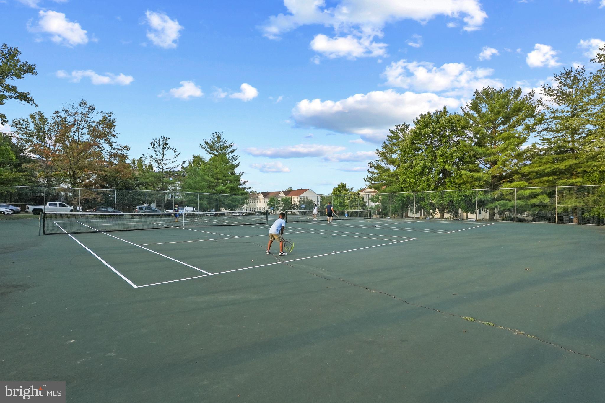 14807 Rydell Road, Unit 203 Centreville, VA 20121 - Photo 27 of 30 Tennis court