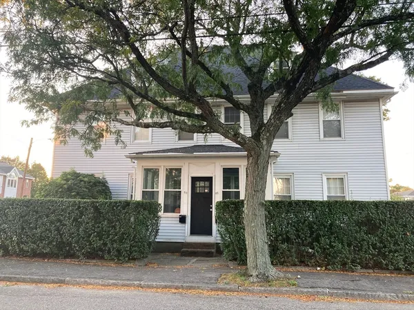 $2,800 | 80 Trafford Street, Unit 1, Quincy, MA 02169