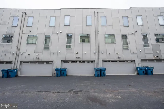 $1,239,000 | 810 North 24th Street, Philadelphia, PA 19130