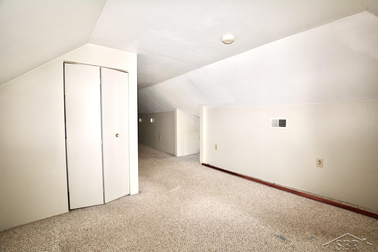 406 Tittabawassee Road Zilwaukee, MI 48604 - Photo 15 of 17