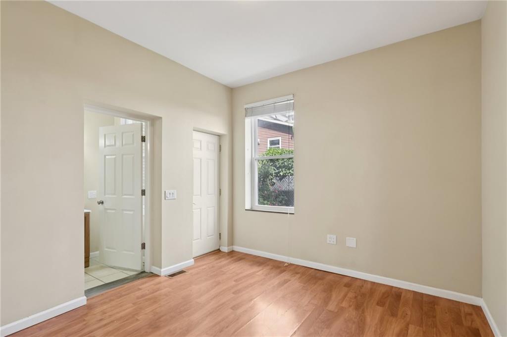 5156 Carnegie Street Pittsburgh, PA 15201 - Photo 14 of 39